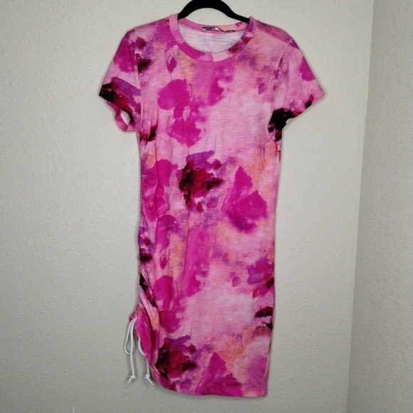 Pam & Gela Side Ruched Mini Dress in Pink Floral Shadow Size Medium - Picture 2 of 8